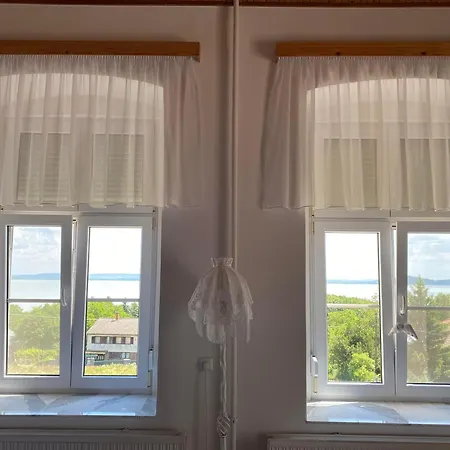 Appartamento Georgina Panorámás - Bacchus Badacsony