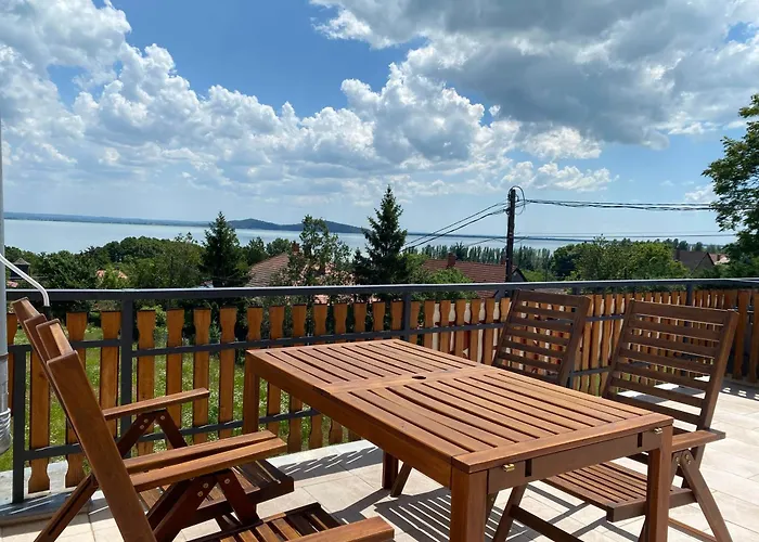 Georgina Panorámás - Bacchus Badacsony * Badacsonytomaj